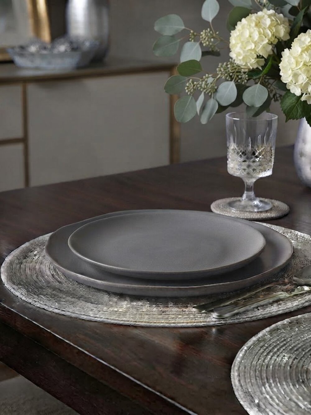 Silver Metallic Round Placemats Set of 8 Woven Shimmer with 8 Coasters